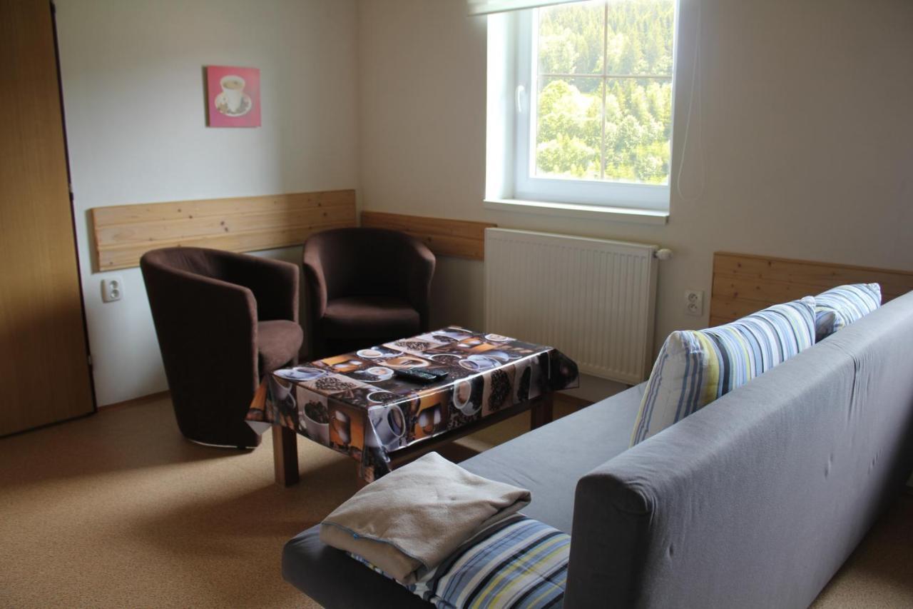 Apartmany Fialka Kasperske Hory Extérieur photo